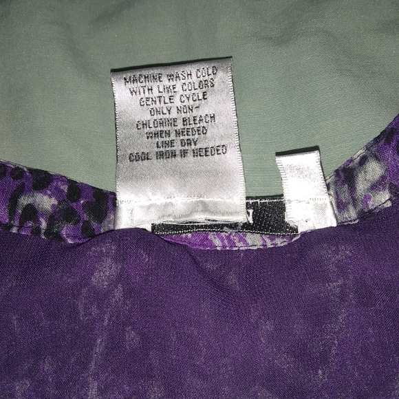 2 for $18 + 15% off COMO Top Med EUC - Picture 10 of 12